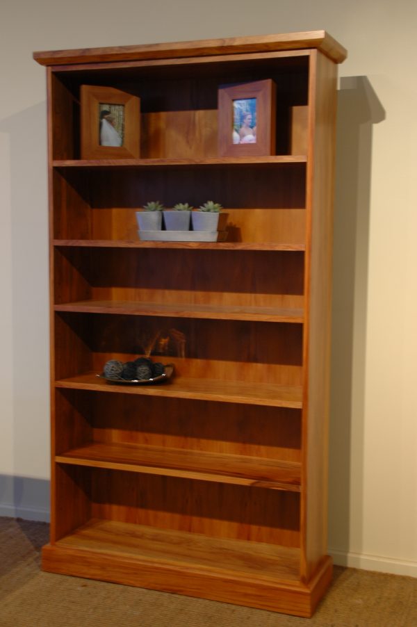 Traditional Bookcase Gavin Cox Furniture